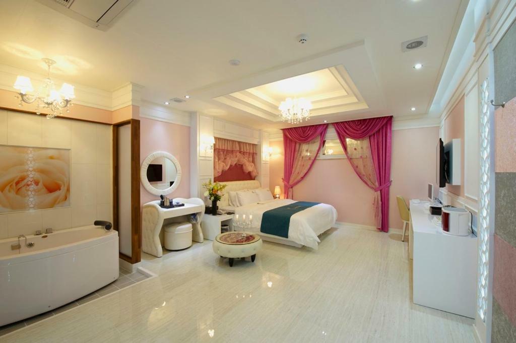 Hanam 1St Business Hotel Gwangju Metropolitan City Esterno foto